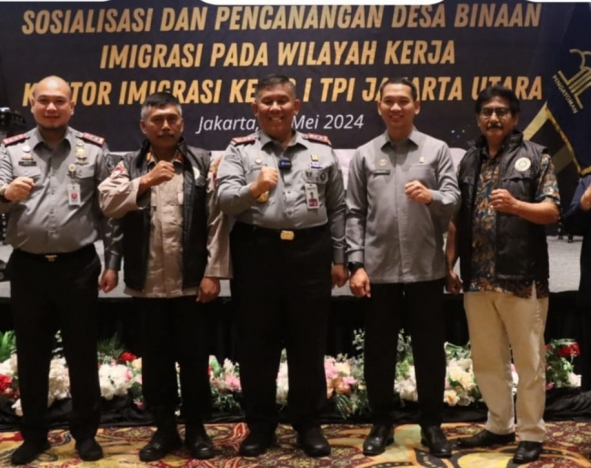 Kepala Kanwil Kemenkumham DKI Jakarta R Andika Dwi Prasetya (Tengah) usai diskusi. (Foto: PMJ/Dok Kemenkumham).