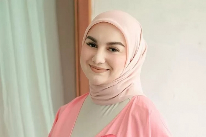 Artis cantik Irish Bella mantan istri Ammar Zoni. (Foto: PMJ/Instagram).