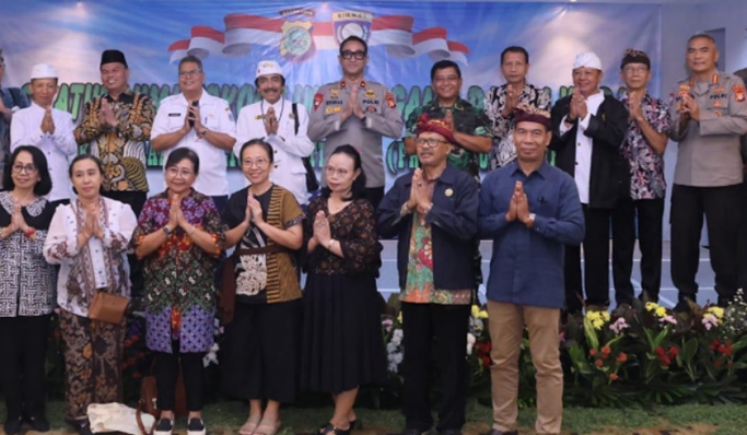 Polda Metro Jaya menggelar acara silahturahmi Tokoh Lintas Agama. (Foto: PMJ News)