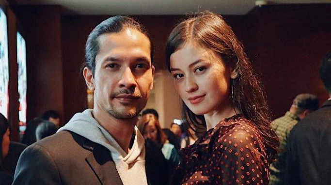 Kimberly Rider dan suaminya Edrwad Akbar. (Foto: PMJ/Instagram).