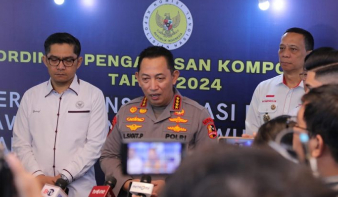 Kapolri Jenderal Listyo Sigit Prabowo saat memberikan keterangan pers. (Foto: PMJ News)