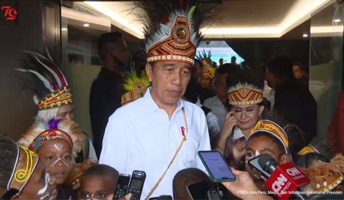 Presiden Jokowi saat memberikan keterangan pers pada Hari Anak Nasional. (Foto: PMJ News/YouTube Setpres)