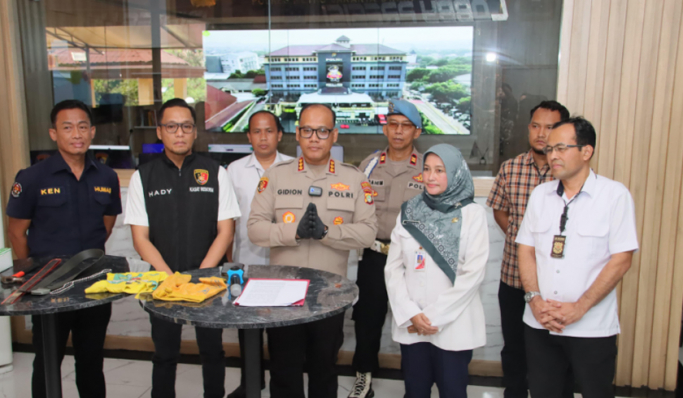 Kapolres Metro Jakarta Utara, Kombes Pol Gidion Arif Setyawan saat konferensi pers. (Foto: PMJ News)