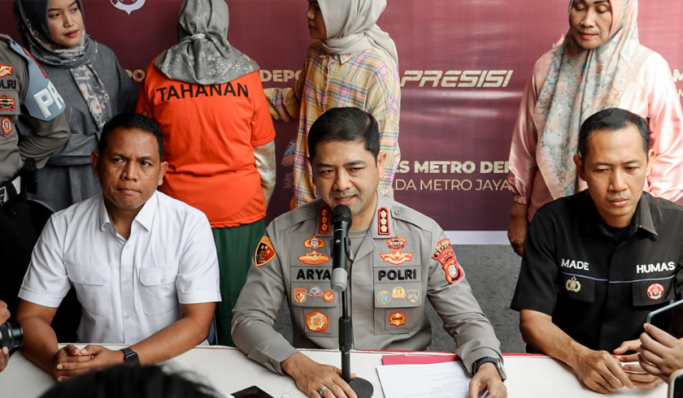 Polres Metro Depok menetapkan pemilik penitipan anak atau daycare sebagai tersangka kasus penganiayaan anak. (Foto: PMJ News)