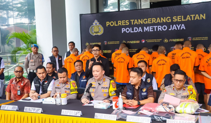Polres Tangerang Selatan menggelar perkara pengungkapan kasus. (Foto: PMJ News)
