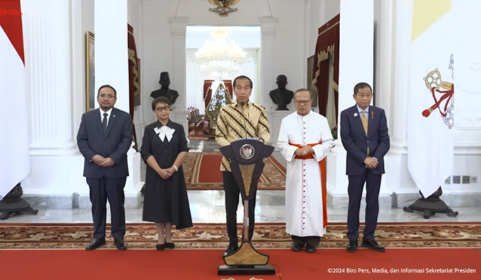 Presiden Joko Widodo saat konferensi pers menjelang kunjungan Paus Fransiskus. (Foto: PMJ News/YouTube Setpres)