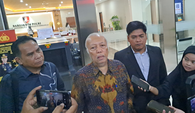 Perwakilan Komite Solidaritas Profesi (Perkumpulan para dokter) usai melapor ke Bareskrim Polri. | Foto: PMJ News/Fajar