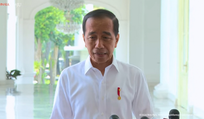 Presiden Jokowi saat memberikan keterangan pers. (Foto: PMJ News/YouTube Setpres)