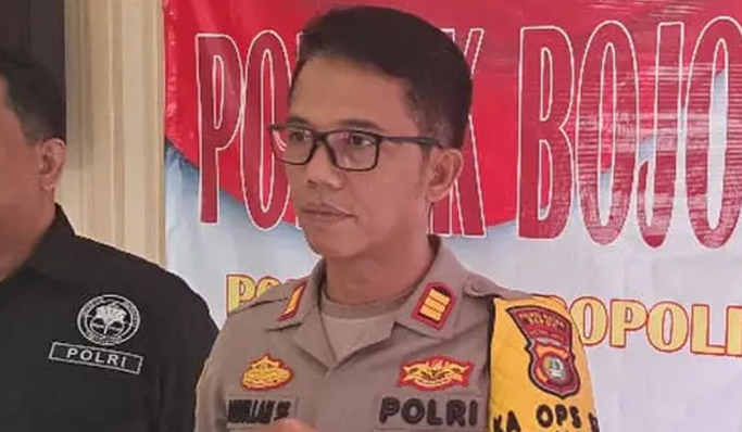 Kapolsek Bojonggede, AKP Abdullah saat memberikan keterangan pers. (Foto: PMJ News)
