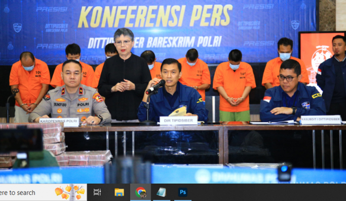 Dittipidsiber Bareskrim Polri menggelar rilis pengungkapan kasus judi online. (Foto: PMJ News)