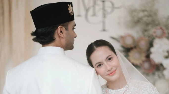 Artis cantik Pevita Pearce menikah di Malaysia. (Foto: PMJ/Instagram). 