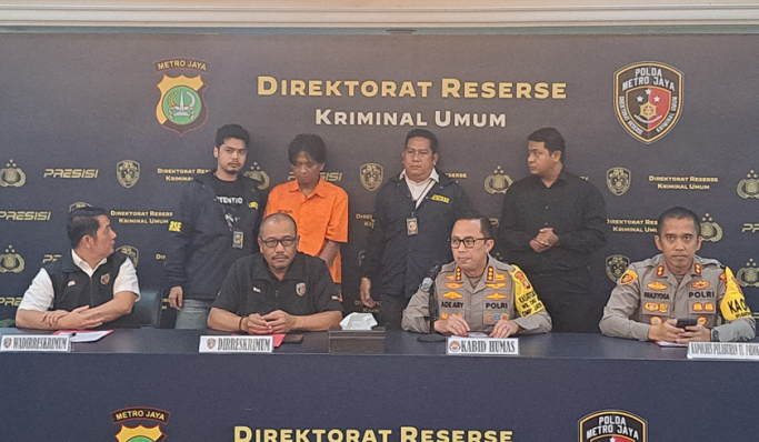 Polda Metro Jaya menggelar rilis pengungkapan kasus pembunuhan wanita tanpa kepala di Muara Baru, Jakarta Utara. (Foto: PMJ News/Fajar)