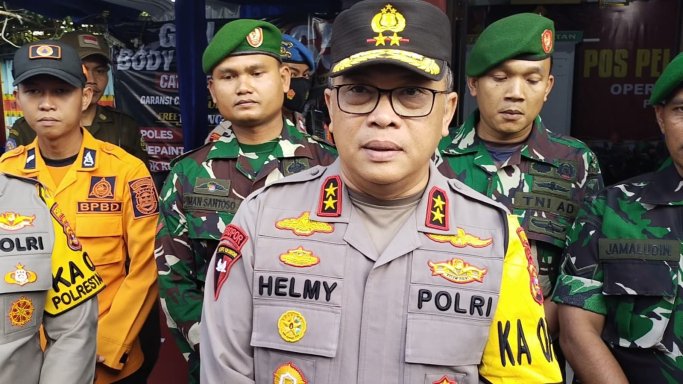 Kapolda Lampung Irjen Pol. Helmy Santika beri keterangan. (Foto: Jurnas/Ist).