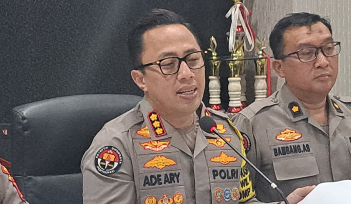 Kabid Humas Polda Metro Jaya, Kombes Pol Ade Ary Syam Indradi saat konferensi pers. (Foto: PMJ News/Fajar)