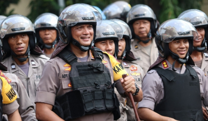 Ribuan personel dikerahkan untuk pengamanan pertandingan sepakbola di Stadion Utama GBK. (Foto: Dok PMJ News)