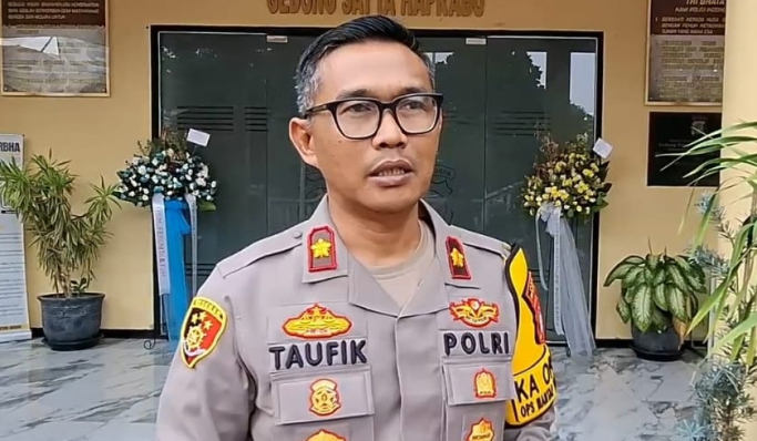 Kapolsek Kembangan, Kompol Moch Taufik Iksan saat memberikan keterangan. (Foto: PMJ News)