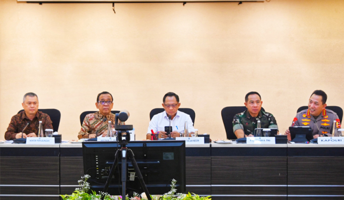 Menteri Perhubungan, Dudy Purwagandhi saat menghadiri rapat kordinasi Natal dan Tahun Baru. (Foto: PMJ News/Dok Kemenhub)