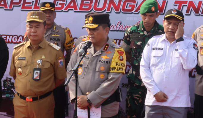 Kapolda Metro Jaya usai apel kesiapan Operasi Mantap Praja Jaya 2024 di Lapangan Silang Monas, Jakarta. (Foto: PMJ News)