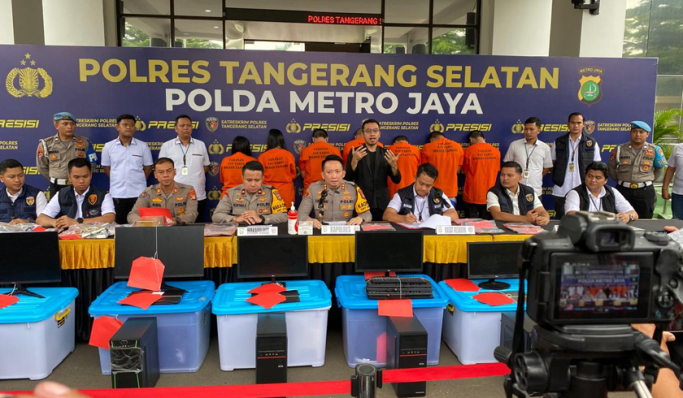 Polres Tangsel mengungkap kasus judi online (judol) jaringan internasional. (Foto: PMJ News)