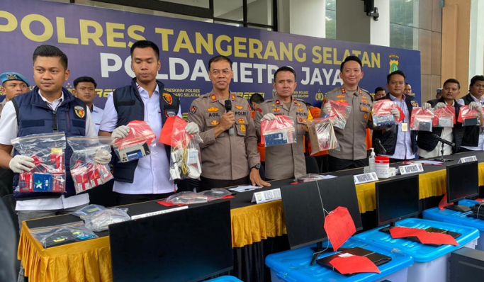 Polres Tangsel mengungkap kasus judi online (judol) jaringan internasional. (Foto: PMJ News)