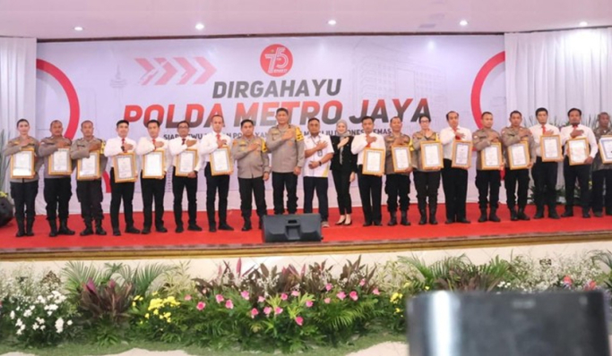 Kapolda Metro Jaya, Irjen Pol Karyoto di acara peringatan HUT ke-75 Polda Metro Jaya. (Foto: PMJ News/Fajar)
