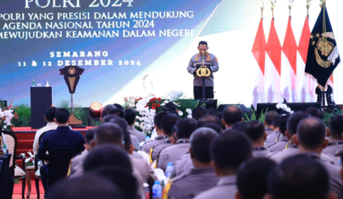 Kapolri Jenderal Listyo Sigit Prabowo saat memberikan sambutan pada Apel Kasatwil 2024. (Foto: PMJ News)